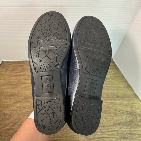 Abella Sparkler Midnight Blue Loafer Flats Size 6.5 - Picture 9 of 15